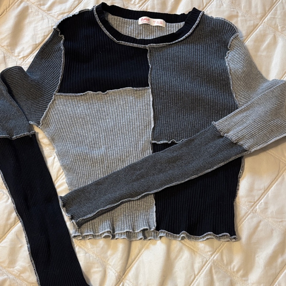 ROMWE Black and Gray Knit Top